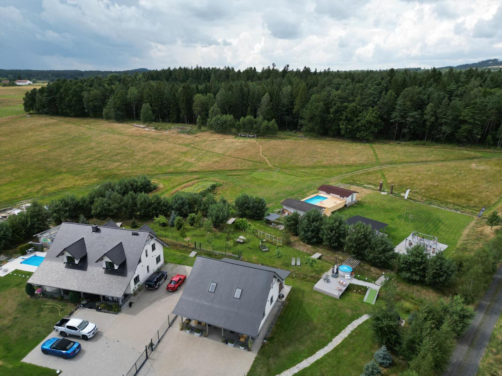 Izerska Baza - Basen, Ebike, Narty, Sauna, Jacuzzi, Las Blisko Swieradow Zdroj - 5D Apartamenty Giebultow  エクステリア 写真